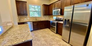 3 Bedroom 2.5 Bathroom Detached Condo in South Austin!! Gallery 9