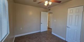 Phoenix 3 Bed/1 Bath - No HOA Gallery 9