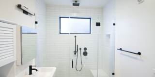 321 N. Bixel St. Gallery 5