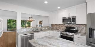 2225 SW Creekside Drive Gallery 25