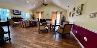MOVE IN NOW!! Gated community Miriada! 1st floor 1X1.5 bath condo near pool area!!! Laminate wood flooring in living area and carpet in bedroom! Has washer & dryer! Gas stove & water heater! Gallery 33