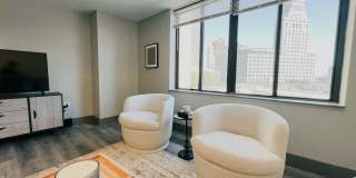 Bushnell on the Park Gallery 42