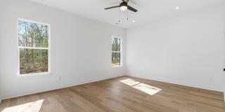 1835 East Fiji Street Gallery 15