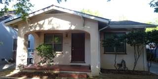 2 bedroom, 1 bath in Land Park Gallery 1