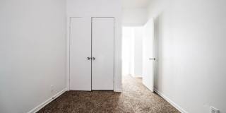 418 S Laramie Gallery 5