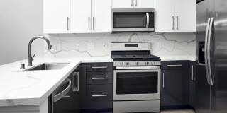 The Linden Gallery 7