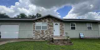 COMING SOON: CUTE 3 BEDROOM / 2 BATHROOM HOUSE IN CARTERVILLE MO!! FENCED IN YARD AND GARAGE!! Gallery 1