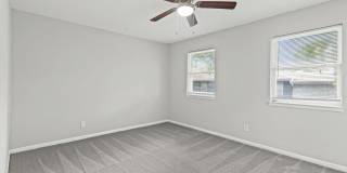 Summer Special! Updated 3BR Townhome with Basement + $250 Off First Month’s Rent Gallery 11