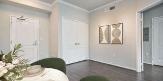 Broadway Palace Gallery 67
