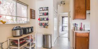 1816 SEAY Court Gallery 6