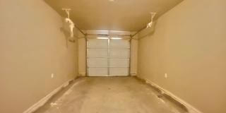 3 bedroom 2 bath 1 car garage near MLK. Gallery 14