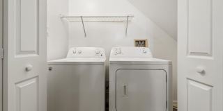 10737 KITCHENER Court Gallery 21