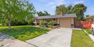 Cozy 3 bedroom home for rent in Modesto - 1825 College Ave Gallery 1