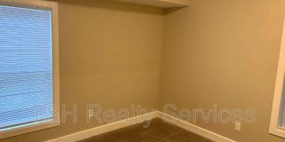 2923 North Delaware Street Gallery 18