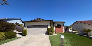 Gorgeous 4 Bed 3 bath Gallery 1