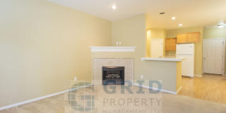 Spacious 3 Bedroom, 2.5 Bath Townhome Available in Hillsboro - 2 Car Garage! Gallery 1