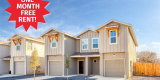 Beautiful Townhome 3/2.5 Gallery 1