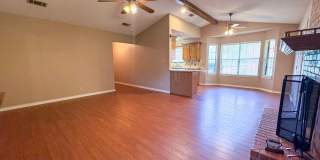 COMING SOON! 3 Bed 2 Bath on 2 Acres in Bullard! Gallery 4