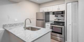 Amalie Apartment Homes Gallery 9