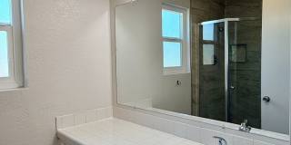 6063 Pineland Avenue Gallery 12