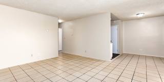 550 E Ave H 14 Gallery 1