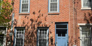 2033 Kater Street Gallery 1