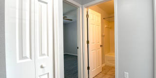 Beautiful 3 Bed 2 Bath Ranch Pool Home! Lawn & Pool Care Included! Gallery 23