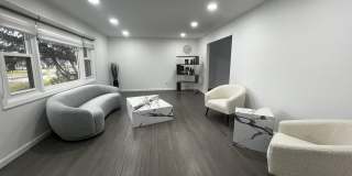 85 Locust Avenue Gallery 3