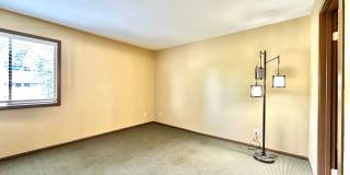 2bd/2ba Kirkland Condo Gallery 19