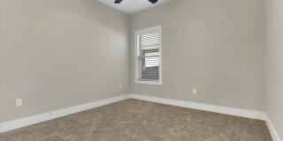 136 Calvin Drive Gallery 17