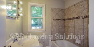 1335 N Osage St Gallery 3