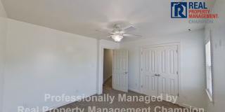2 BD/1.5 BA Townhome with Convenient Jacksonville Location Gallery 13