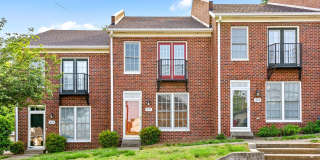 Pet Friendly Condo Downtown! Gallery 1