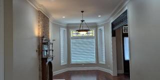 2150 W Monroe Street Gallery 25