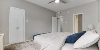 The Manhattan Gallery 7