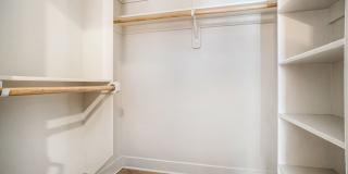 Modern 1 Bedroom, 1 Bath Apartment Home  Located In Historic Westport Gallery 87