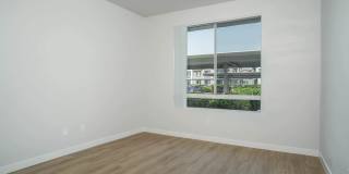 Vista Del Lago Gallery 77