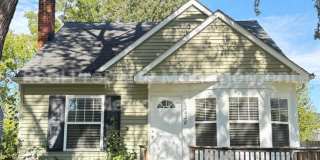 3-Bedroom Berkley Home with Upstairs Primary Suite & Fenced Yard Gallery 1
