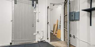 Stunning West Oakland Live Work Loft w/ Ground Floor Studio Gallery 15