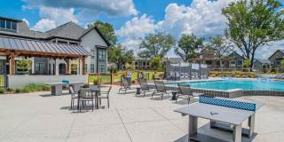 The Heron at River Island Gallery 4