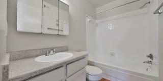 Bankside Village Gallery 13