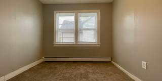 Newly Renovated 5 Bedroom 1.5 Bathroom Home in Minneapolis! Newly Renovated 5 Bedroom 1.5 Bathroom Home in Minneapolis! Gallery 9