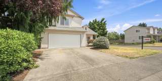 Spacious 3 Bedroom Home in East Vancouver – Great Location Near Harmony & Union Schools Gallery 1