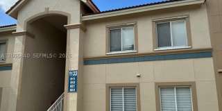 1133 Golden Lakes Blvd Gallery 1