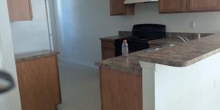 Great family home with 4 bedrooms, 2 bath Gallery 10