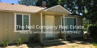 ~2 Bedroom House in Winston~ Gallery 1
