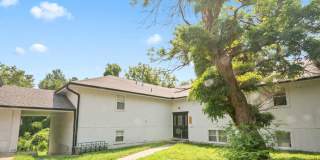 Creekside Gallery 40