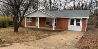 Beautiful 4 bedroom 2 bath in a nice neighborhood Gallery 1