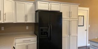 Very Nice 3 Bedroom 2.5 Bathroom  ***2021 Sq. Ft Living Space***Located in Central Point with a Large Bonus Room Gallery 11