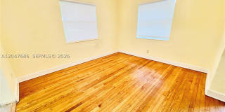 410 Pinecrest Dr Gallery 38
